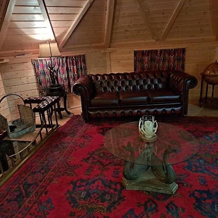 Antler Lodge Rushton Spencer Екстериор снимка