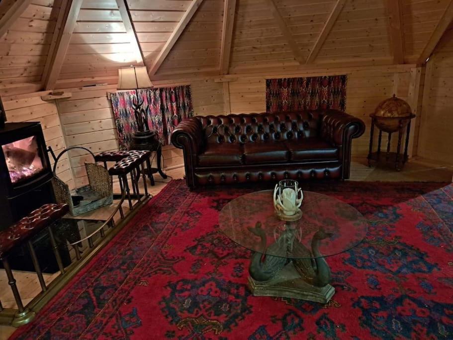 Antler Lodge Rushton Spencer Екстериор снимка